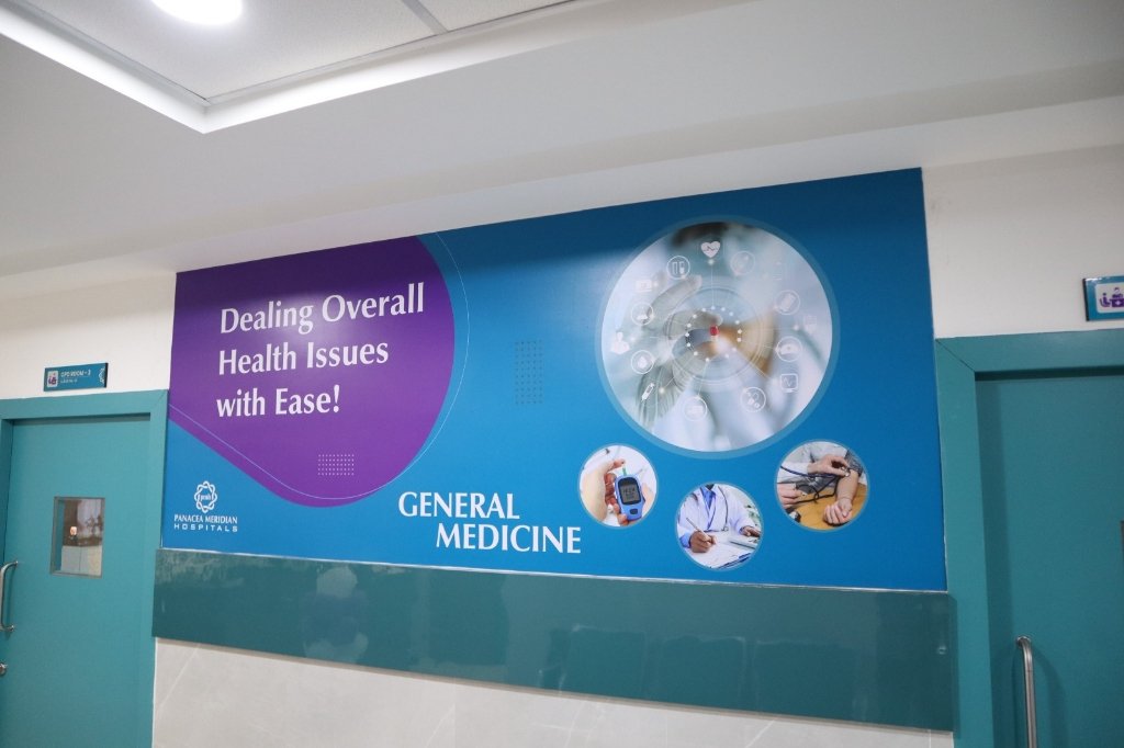 General Medicine Office Wall Branding
